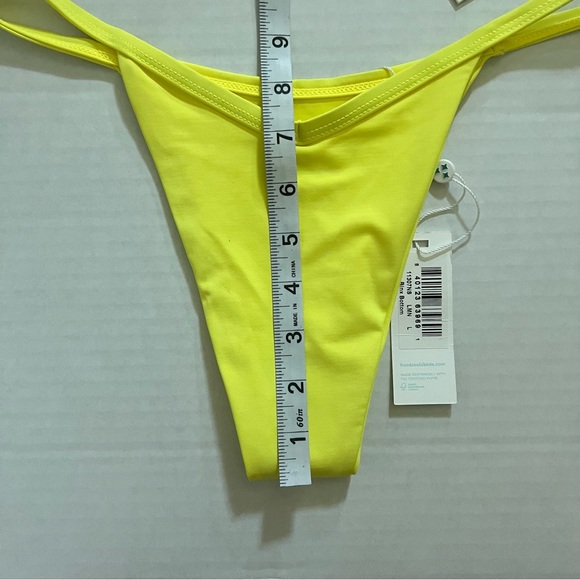 *SOLD* curtsy Frankie’s Bikinis Binx set in lemonade medium & large - Picture 12 of 13